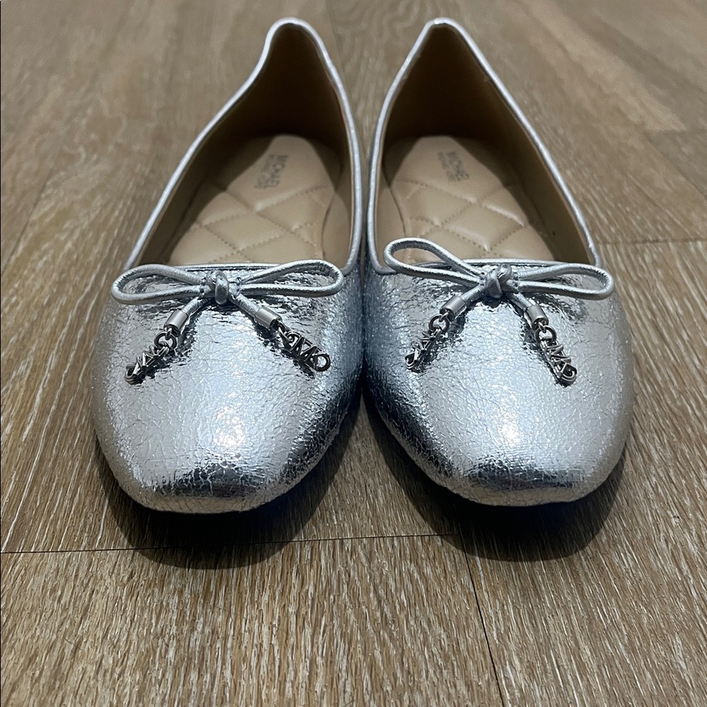 Michael Kors Nori Flex Silver Metallic Square Toe Ballet Flat New size 8.5 - Picture 11 of 13